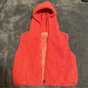 Cozy Coral Sherpa Vest with Hood size Medium Boutique Brand